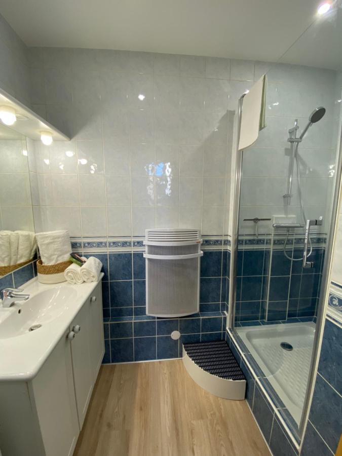 Appartement Luxueux Renove Avec Balcon & Garage Труа Экстерьер фото