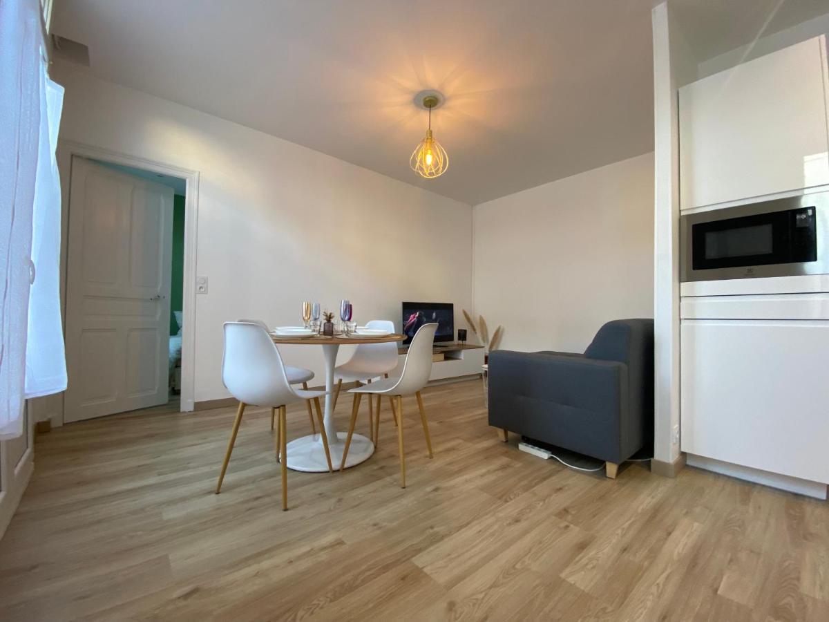 Appartement Luxueux Renove Avec Balcon & Garage Труа Экстерьер фото